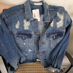 Tee for the Soul boutique distressed Jean Jacket
